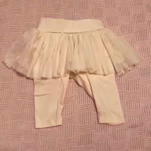 BabyGap legging tutu